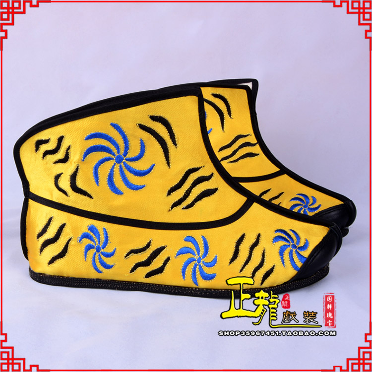 民乐.美猴王靴子虎纹靴金黄快靴 猴鞋